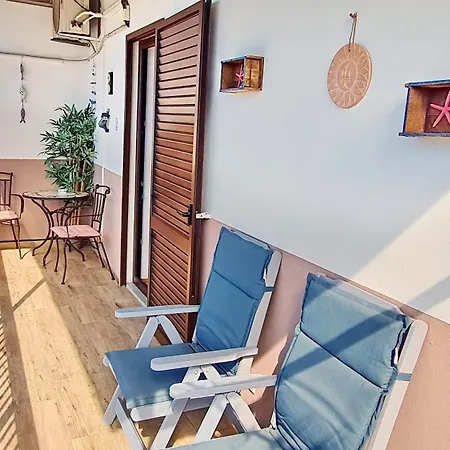 Apartment Sole Di *