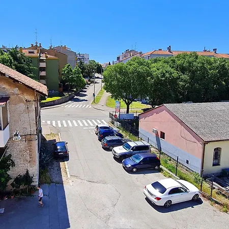 Apartment Sole Di *